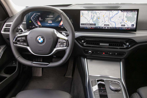 BMW 320i Touring Auto