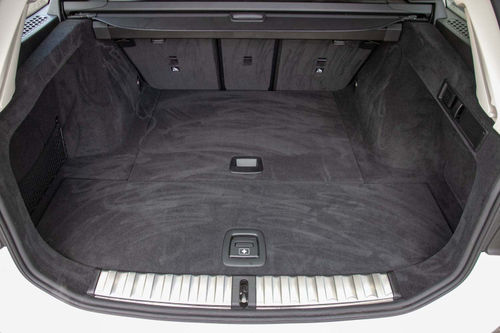BMW 320i Touring Auto